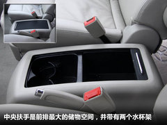 2011款 2.0T 手动 商务版 7座