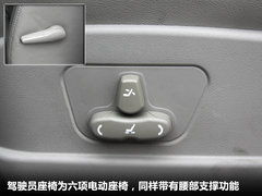 2011款 2.0T 手动 商务版 7座