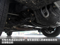 2011款 2.0T 手动 商务版 7座