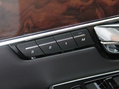 2011款 3.0 自动 全景商务版