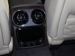 2011款 3.0 自动 全景商务版