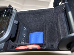 2011款 3.0 自动 全景商务版