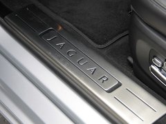 2011款 3.0 自动 全景商务版