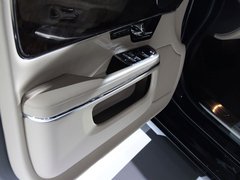 2011款 3.0 自动 全景商务版