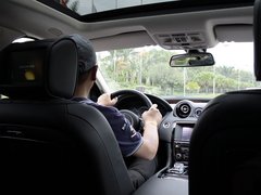 2011款 3.0 自动 全景商务版