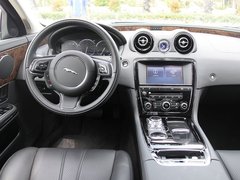 2011款 3.0 自动 全景商务版