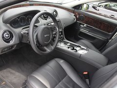 2011款 3.0 自动 全景商务版