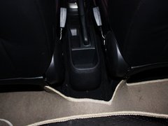 2012款 1.5L 手动 两驱舒适型 5座