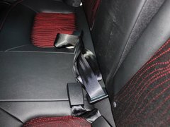 2012款 1.5L 手动 两驱舒适型 5座