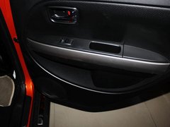 2012款 1.5L 手动 两驱舒适型 5座