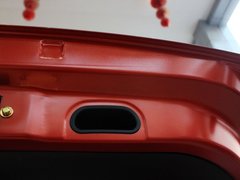 2012款 1.5L 手动 两驱舒适型 5座