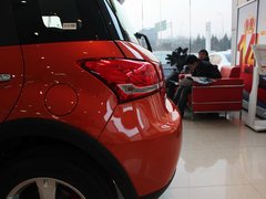 2012款 1.5L 手动 两驱舒适型 5座