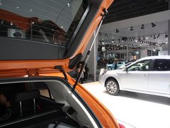 2012款 2.0 CVT 舒适版 5座