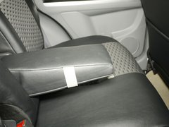 2011款 1.6L 自动 运动型(改款)