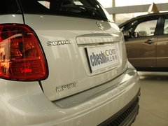 2011款 1.6L 自动 运动型(改款)