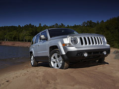 2011款 2.4 CVT 经典版 5座