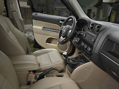 2011款 2.4 CVT 经典版 5座