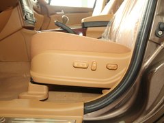 2012款 1.8T 手动 两驱商务版 5座