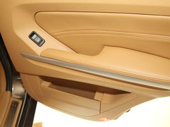 2012款 1.8T 手动 两驱商务版 5座