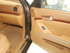 2012款 1.8T 手动 两驱商务版 5座