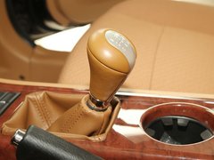 2012款 1.8T 手动 两驱商务版 5座