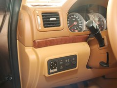 2012款 1.8T 手动 两驱商务版 5座