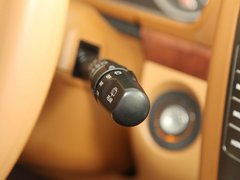 2012款 1.8T 手动 两驱商务版 5座