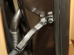 2012款 1.8T 手动 两驱商务版 5座
