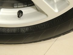 2012款 1.8T 手动 两驱商务版 5座