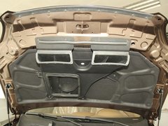 2012款 1.8T 手动 两驱商务版 5座