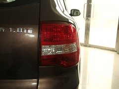 2012款 1.8T 手动 两驱商务版 5座