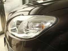 2012款 1.8T 手动 两驱商务版 5座