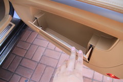 2012款 1.8T 手动 两驱商务版 5座