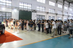 2012款 1.8T 手动 两驱商务版 5座