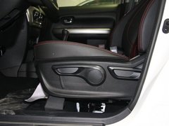 2012款 1.5L 手动 两驱豪华型 5座