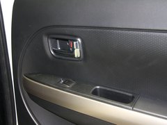 2012款 1.5L 手动 两驱豪华型 5座