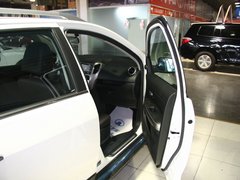 2012款 1.5L 手动 两驱豪华型 5座