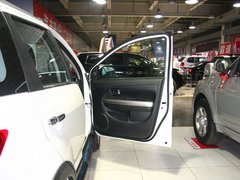 2012款 1.5L 手动 两驱豪华型 5座