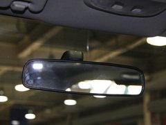 2012款 1.5L 手动 两驱豪华型 5座