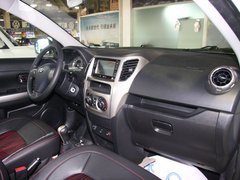 2012款 1.5L 手动 两驱豪华型 5座