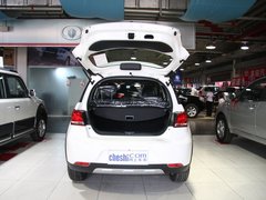 2012款 1.5L 手动 两驱豪华型 5座