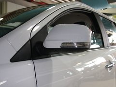 2012款 1.5L 手动 两驱豪华型 5座