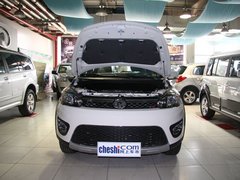 2012款 1.5L 手动 两驱豪华型 5座