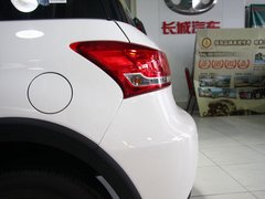 2012款 1.5L 手动 两驱豪华型 5座