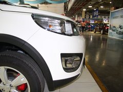 2012款 1.5L 手动 两驱豪华型 5座