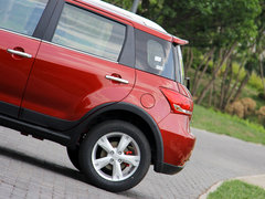 2012款 1.5L 手动 两驱豪华型 5座