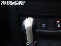 2012款 1.5L 手动 两驱豪华型 5座