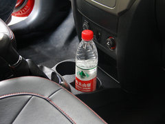 2012款 1.5L 手动 两驱豪华型 5座