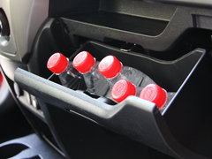 2012款 1.5L 手动 两驱豪华型 5座