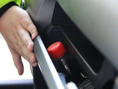 2012款 1.5L 手动 两驱豪华型 5座